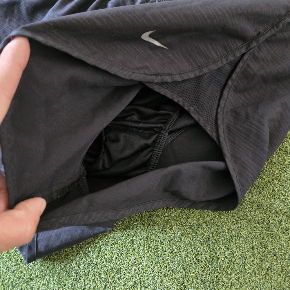 Nike Women's Dri-Fit Tempo Running Shorts Black Size M - Picture 5 of 10